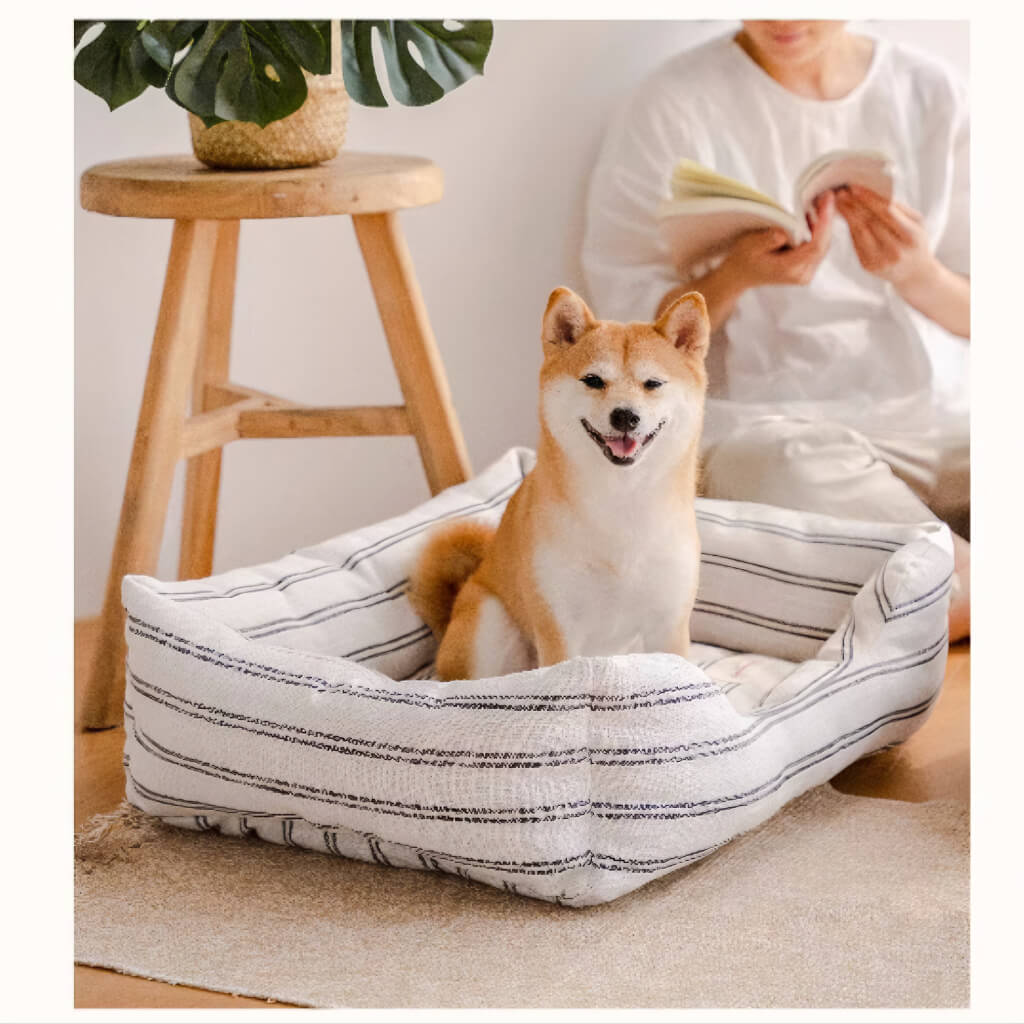 I-Classic Stripe All Seasons Breathable Dog Bed